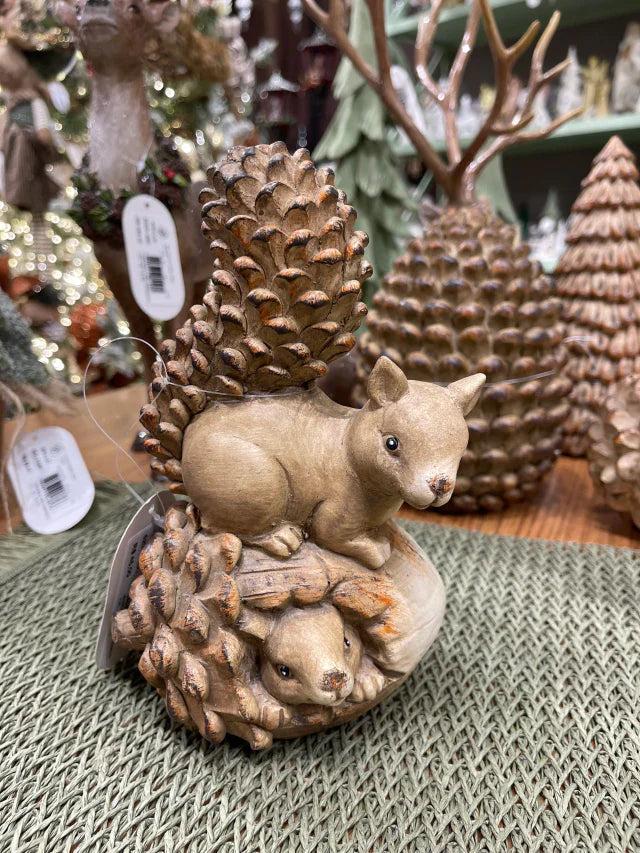 ESQUILO RESINA NATALINA 19CM NATURAL - Pré Venda