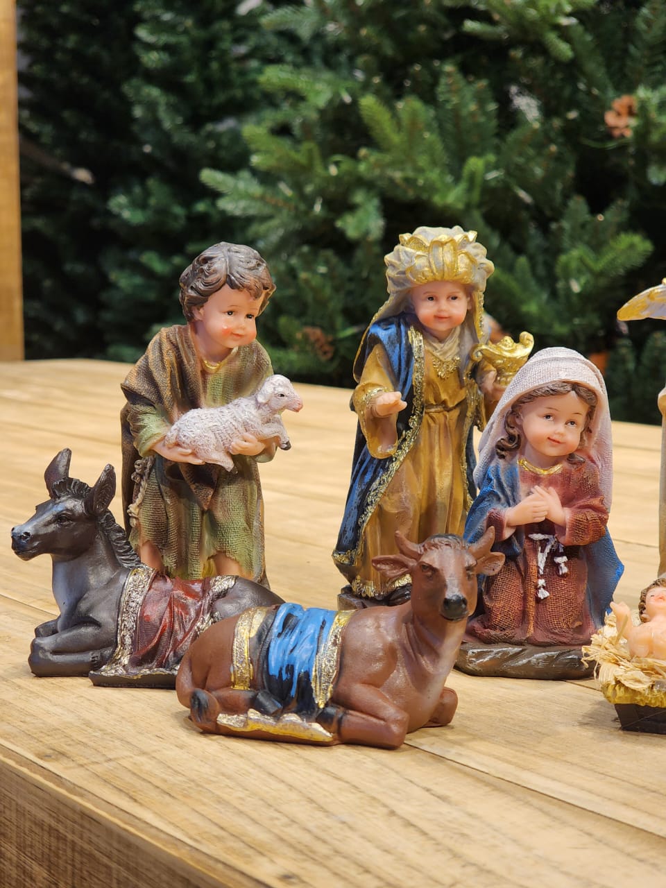 PRESÉPIO DE RESINA INFANTIL LUXO 11 PÇS